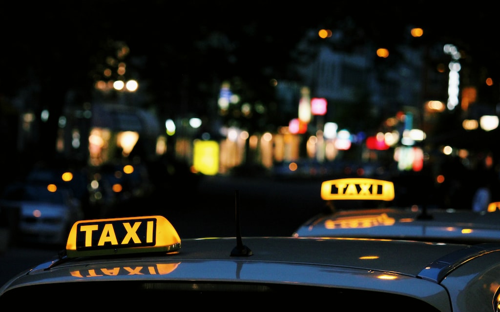 Se déplacer exclusivement en taxi en ville est-ce rentable ?