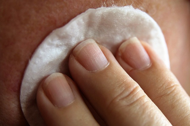 Top 5 des soins hydratants en parapharmacie pour protéger votre peau cet hiver